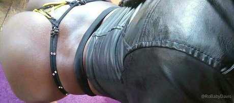 robaby nude actress pics