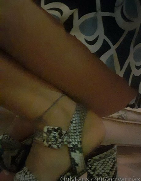 adryannax model naked pics