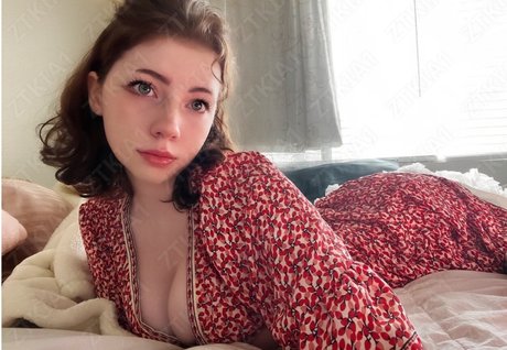 Darlings spam adult actress images