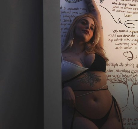 Stef Mwndstef exclusive pornstar images