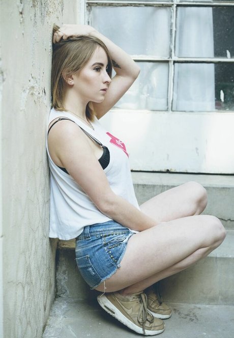 Aranza Cesarii pornstar sex gallery