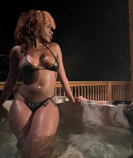 xo rocky ox7 star photos