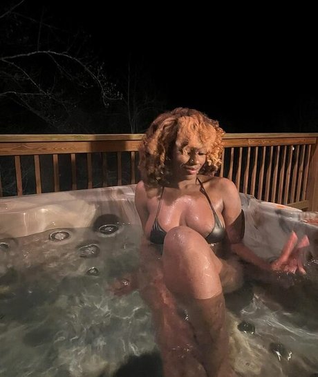 xo rocky ox7 star naked photo