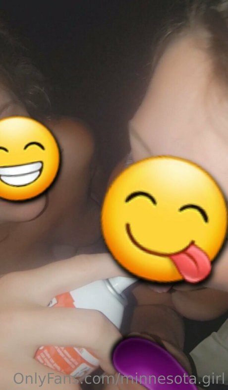 small tits asian onlyfans nude image