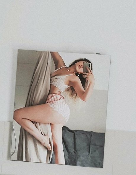 andreasnowflake hot star pictures