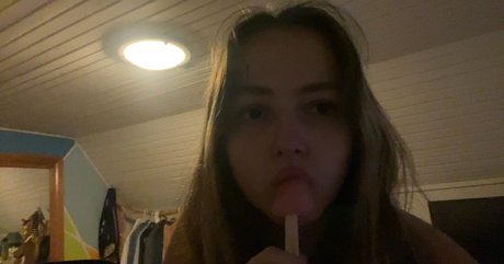 miss lulu03 star beautiful pic