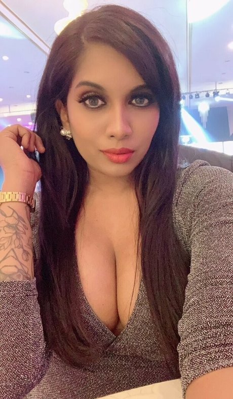 Indian Exhibition pornographic star photos