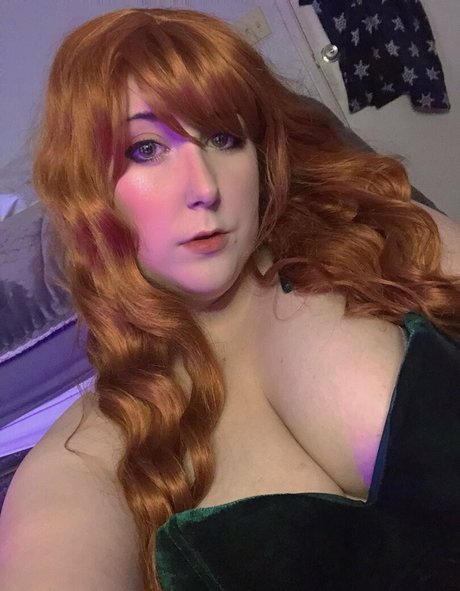 uwutaycos star free pics