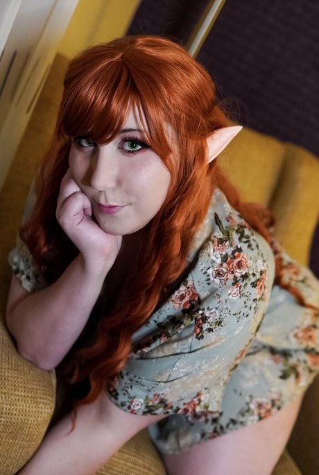 uwutaycos nudes model picture