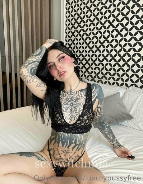 luxurypussyfree model perfect picture