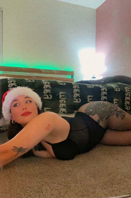 sweetbutselfish model nudes gallery