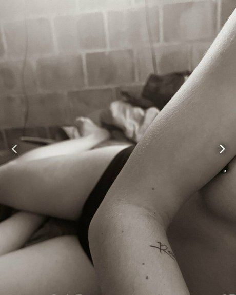 camilaa gomez17 model pornographic photo