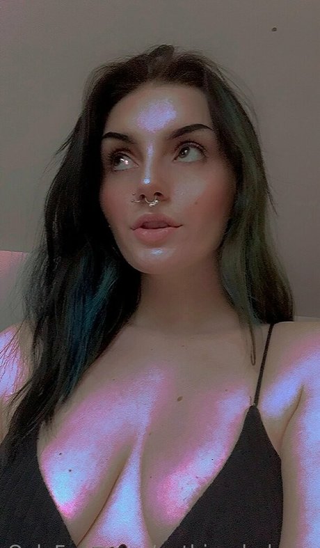 gothicccbabexo Quick photo