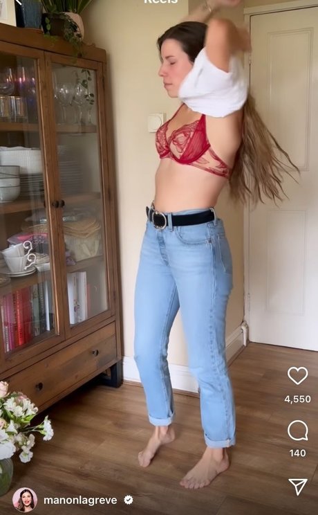 Manon Lagreve star pics