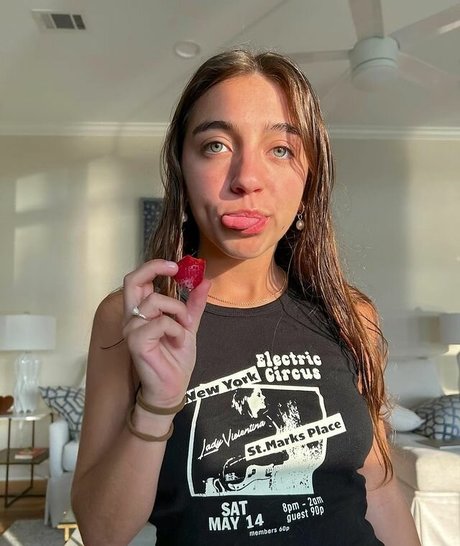 Ellie Rae Dobleske pornstar hot image