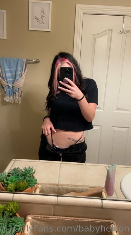 babyhellion best actress gallery