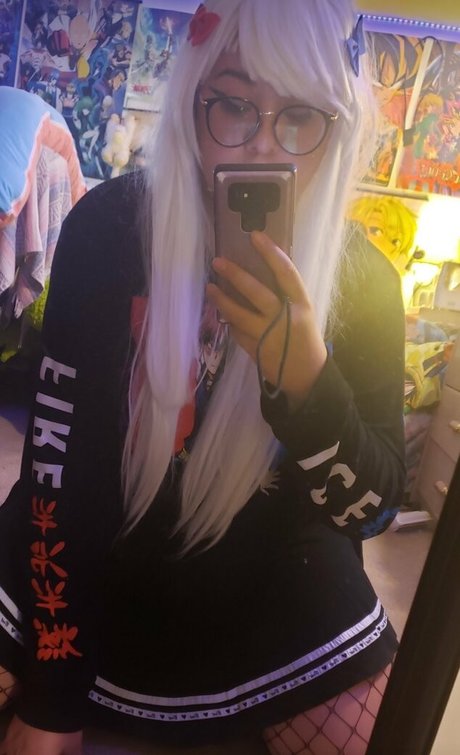 skinny blonde milf onlyfans naked photos