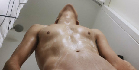 badiezbbw92 naked pornstar image