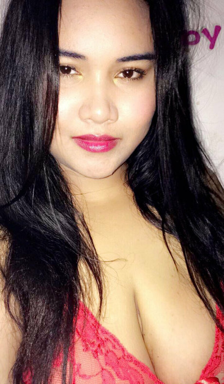 badiezbbw92 exclusive actress pic