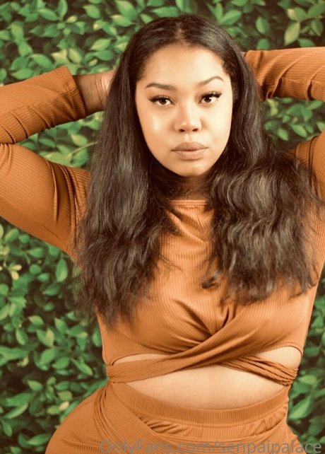 senpaipalace model erotic pics