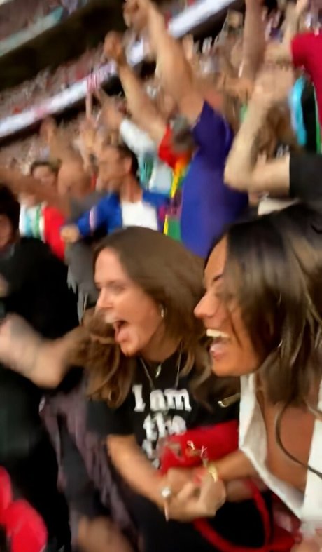 Jules Breach high quality model images