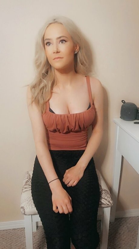 babyblexa model sex pictures