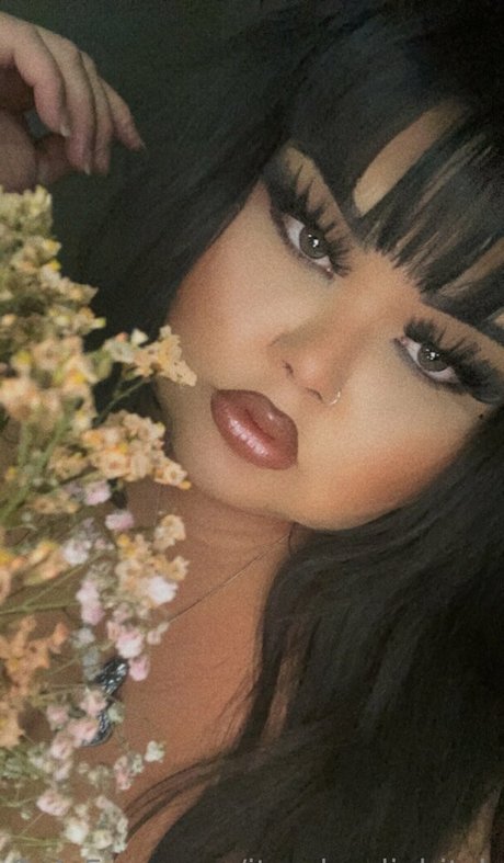 its claudiabitch erotic star photos