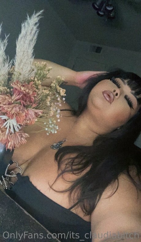 its claudiabitch model naked images