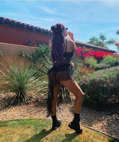 Violet Benson erotic actress images