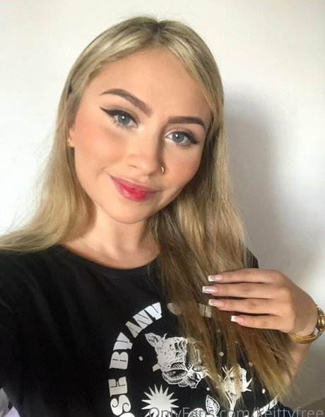 keittyfree naked star picture