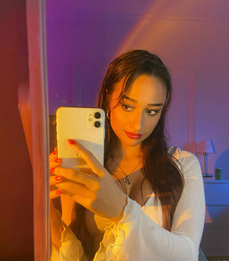 small tits asian onlyfans exclusive pic