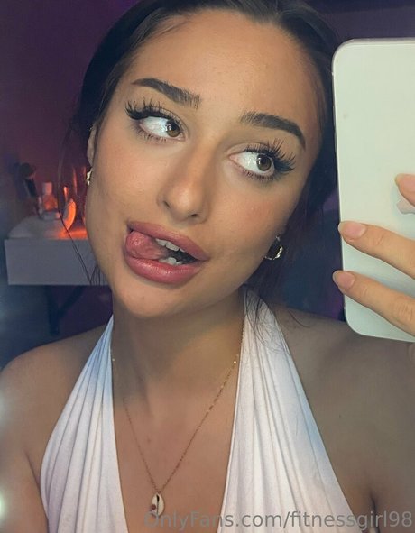 fitnessgirl98 pretty model img