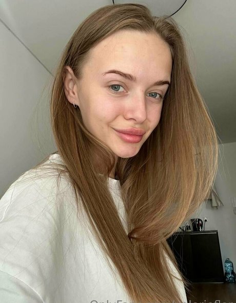 valerieflor porn actress img