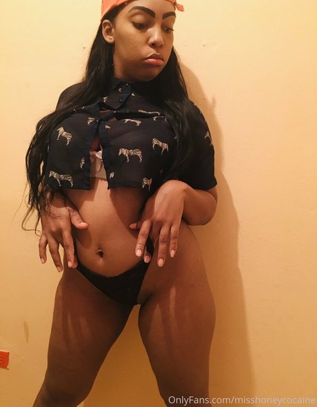 delirisantos model sex pics