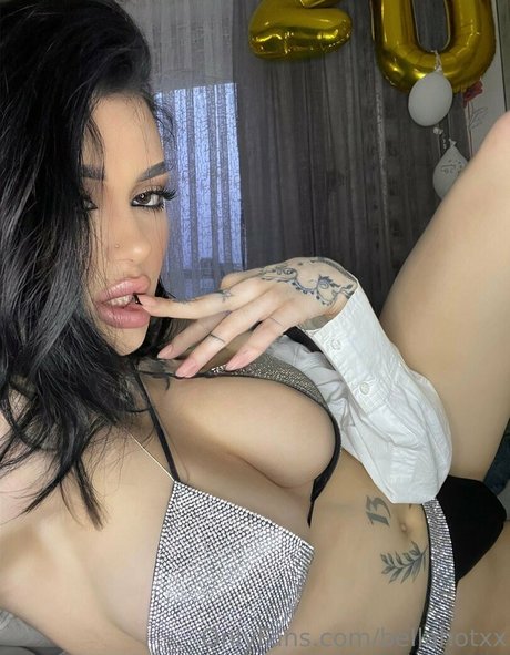 bellahotxx model sexy image