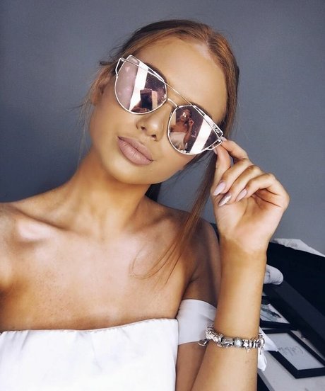 Alyssa Randall high quality actress gallery