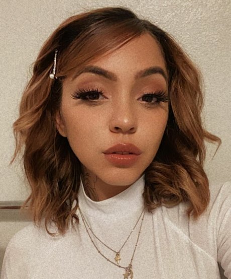 B mariee3 model nudes photos