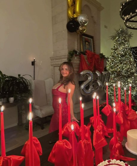 Sara Bella Harris pornstar hot img