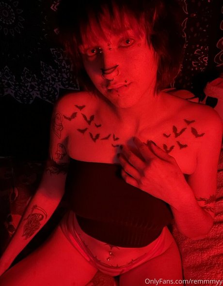 remmmyy hot actress image