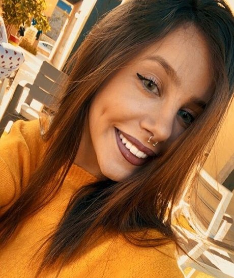 Emuna Zuzut pornstar best pictures