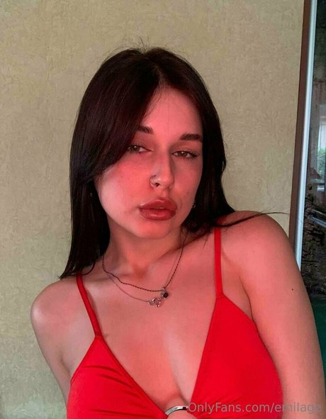 emilage top model img