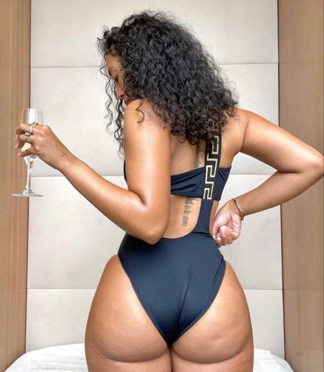 AishaaaMarie adult actress archive