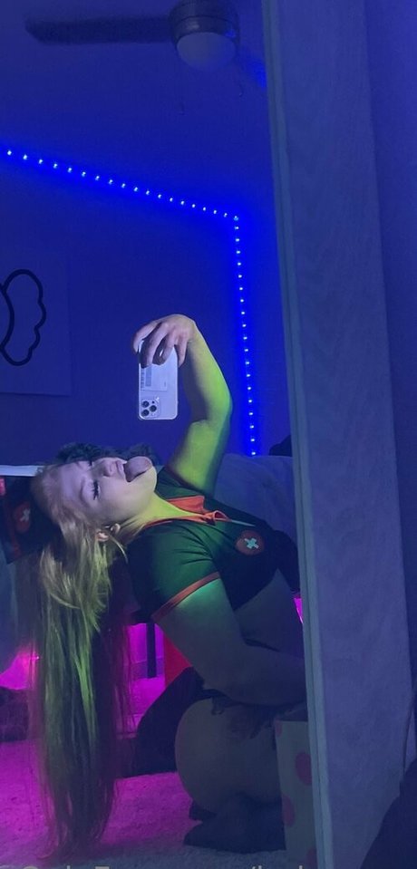 heluvscar perfect model img