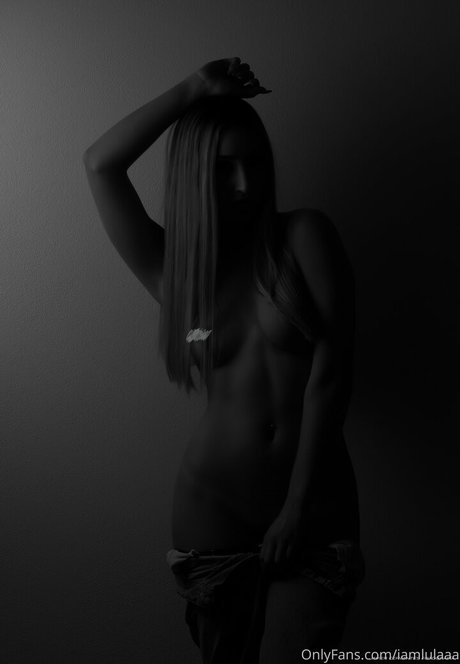 iamlulaaa hot actress photos