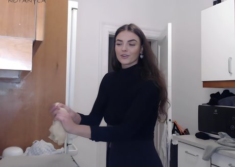 hooters onlyfans art xxx gallery