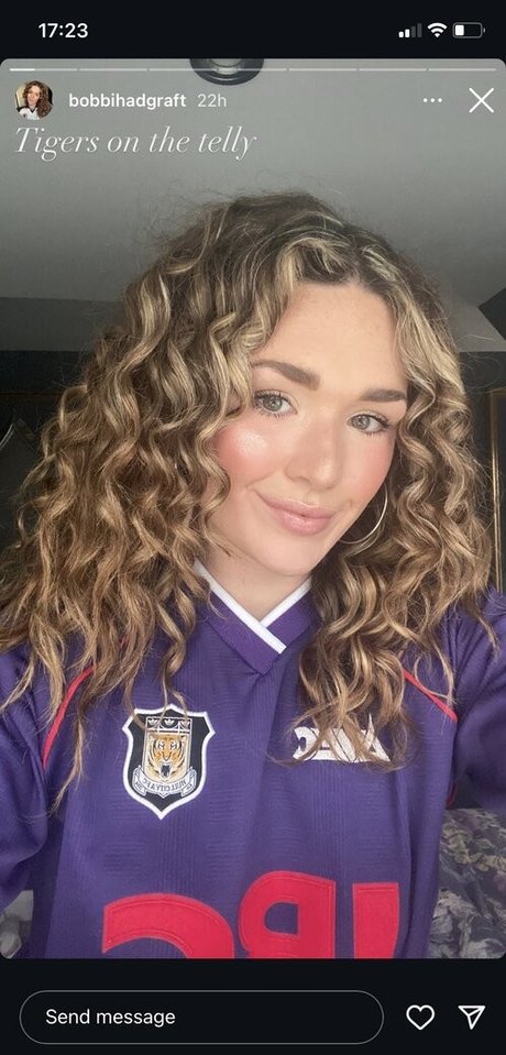 Bobbi Hadgraft model erotic pic