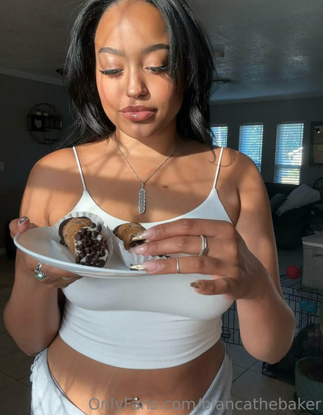 biancathebaker naked star pics