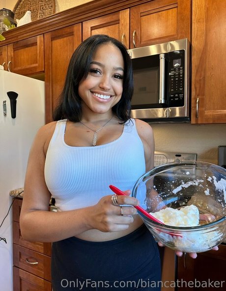 biancathebaker erotic star galleries