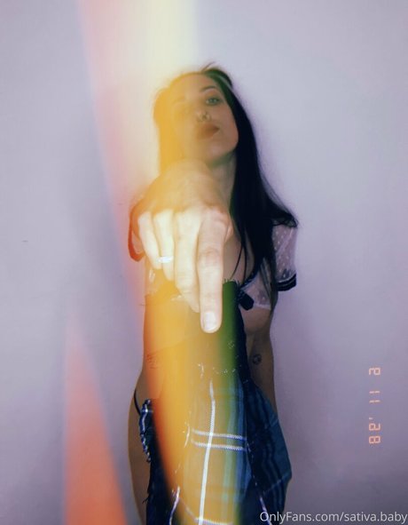 sativa bby star sexy image
