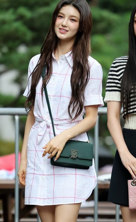 big tits mom onlyfans porn images